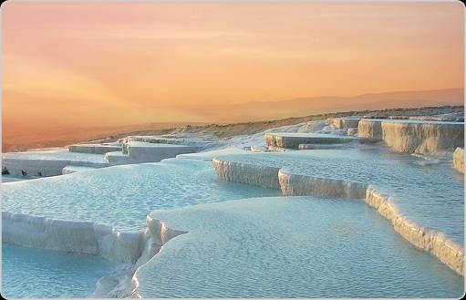 Pamukkale baseini atrodas... Autors: Marchix 9 dīvainākās pasaules vietas