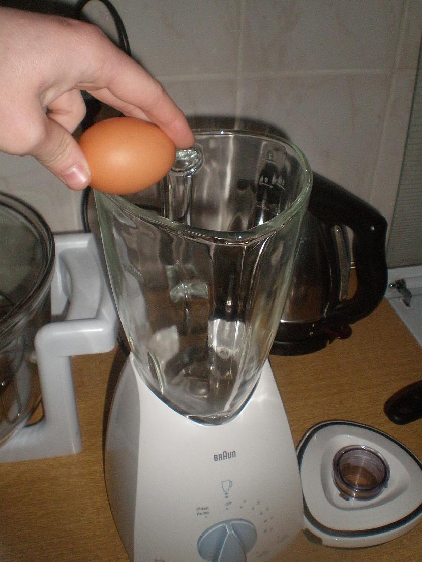 Paņemam blenderi kam ir kam... Autors: KaaMiS13 Gastronomiskās Izvirtulības.