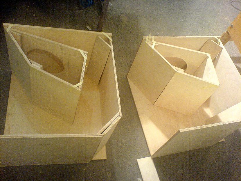 Viss līdz milimetra... Autors: DeeDeee DIY Bass Cab
