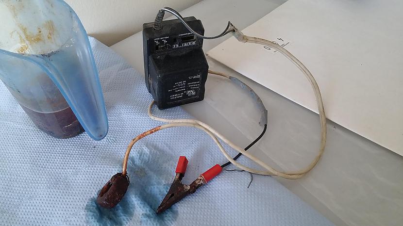 Mans vecais elektrolīzes... Autors: SalvatoreMundi Monētu tīrīšana ar elektrolīzi.