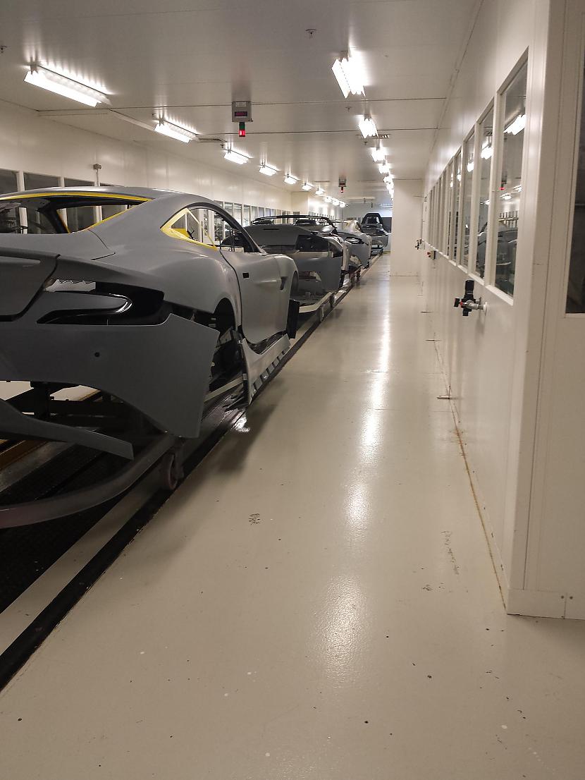 Autors: crematory Aston martin rūpnīca