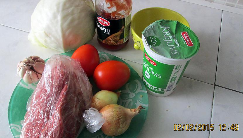 Visi produkti uz galda... Autors: rasiks Šorīt brokastīs. Nopietni jokojot