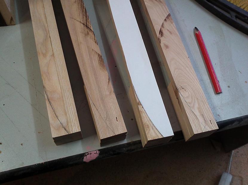 Pēc scaronablona atzīmēju... Autors: I Like to Make Stuff How to make vintage style speakers 2/2 + KONKURSS