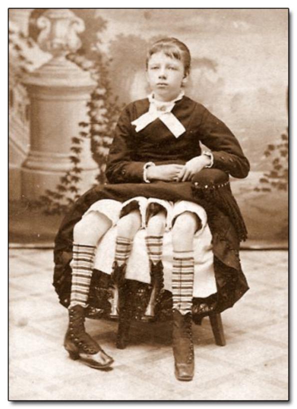 Mirtla Korbina kura piedzima... Autors: Ļaļaka 25 biedējošas vēsturiskas fotogrāfijas