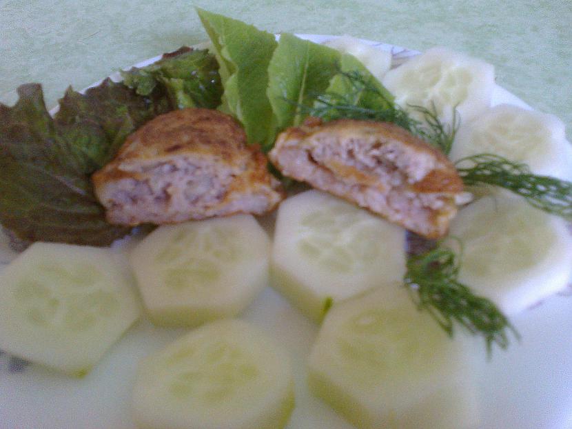 Pasniedz ar ko vien sirds... Autors: ezkins Inchiigaas shniceles, jeb kaa galja zivis izkonkureeja ;)