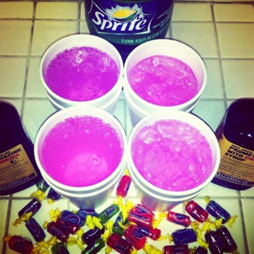 9Purple Drank... Autors: Chingchongchang 10 Nāvējošākās ielu narkotikas