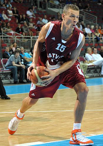 Un scaroneit nbspAndris... Autors: Heroīns14 Biedriņa NBA dižie sasniegumi - piemirstie fakti bez ironijas