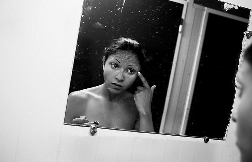 Marta uzklāj grimu 23 gadu... Autors: Lestets Pornoaktrises privātā dzīve