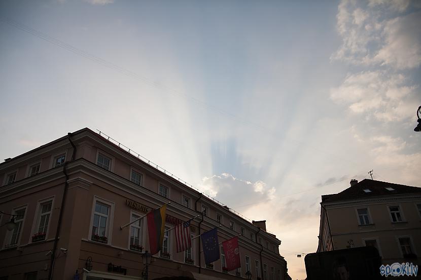 Autors: MarkoPollo Parastu fotogrāfiju pārvērtības.