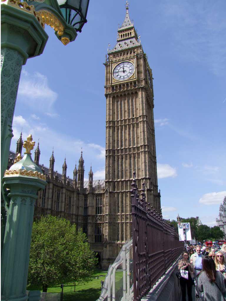 Nedaudz nostāk pie upes... Autors: blusu_kerajs Dzēšot vecās bildes (LONDONA pa fikso)