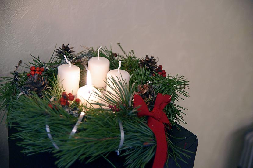 DIY no meža veltēmPievienoja... Autors: theFOUR Ziemassvētki nāk - Pievieno savu Adventes vainagu!