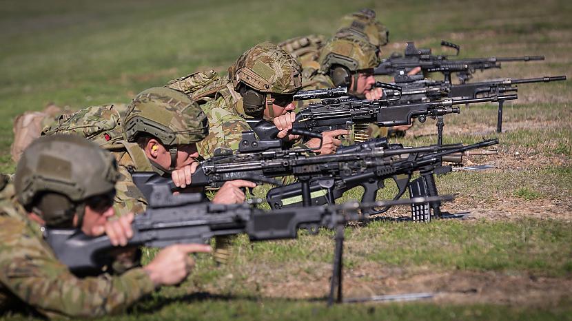 Autors: Latvian Revenger Ierindniek, stāties jeb esi laipni aicināts spoku armijā