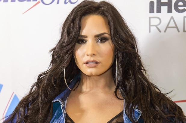 Demija Lovato Seksīgā... Autors: Els Bels Latvijā un pasaulē slaveni cilvēki, kuri drīz var nomirt