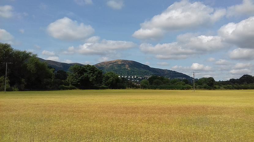 Autors: Griffith Jūlija beigas, UK, Malvern. Karstuma viļņa pēdas.