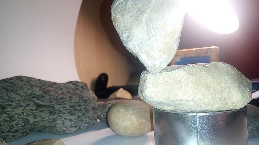 Autors: Augusts.sem Stone balancing.