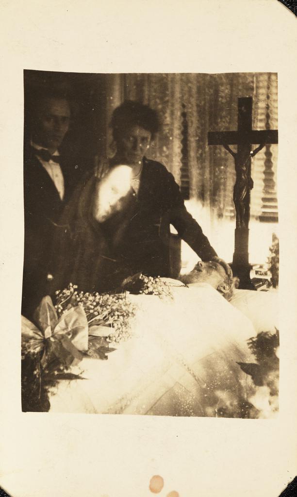 Autors: Lestets Viljama Houpa spoku fotogrāfijas