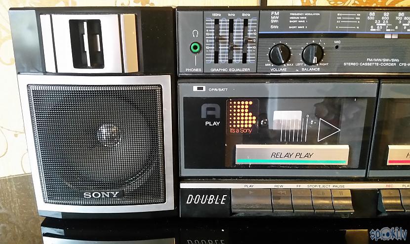 Autors: pyrathe Mans retro boombox's SONY CFS-W365S
