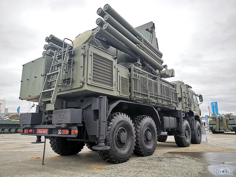 Autors: bombongs Army 2019/6