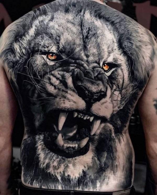 Autors: es tēvocis Hyper-Realistic Tattoos ( 52 attēli.)