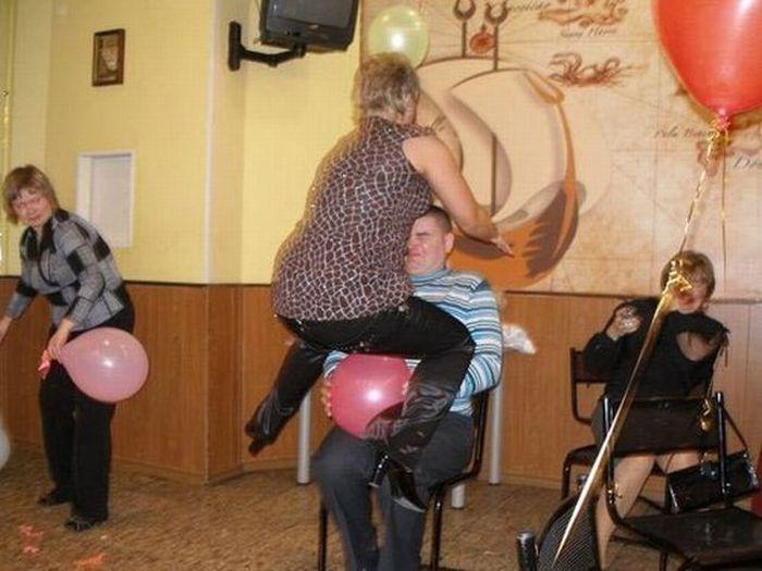 Latvietis ēd poļu ābolus... Autors: es tēvocis Asorti ar tekstu šodienai (20.07.2019)