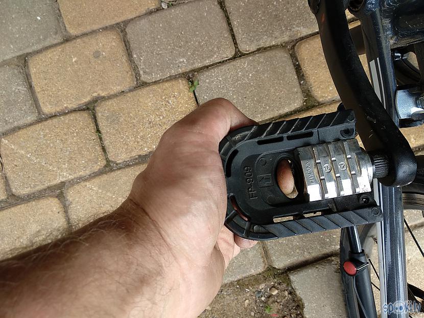 Pedāļi arī saliekas Autors: 76martini Nopirku sev saliekamo velosipēdu