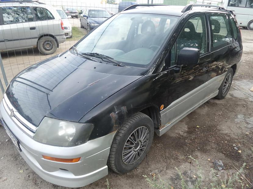 2000 gada Mitsubishi Space... Autors: Dzerbudists Budžeta klases auto jebšu – kā aizbraukt uz festivālu?