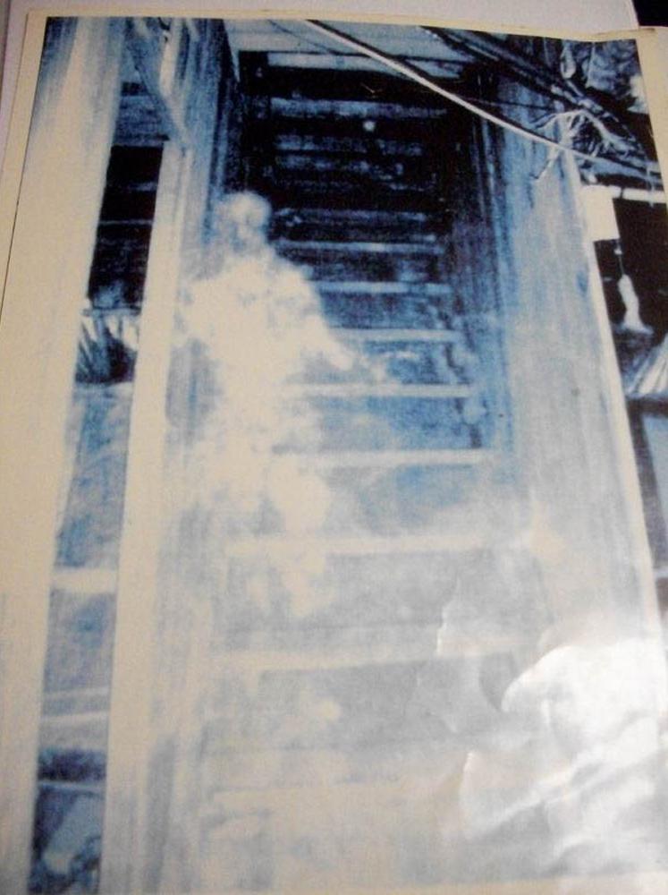 Apsēstākais naktsklubs... Autors: Lestets 12 pārliecinošas paranormālas fotogrāfijas, kas liks tev noticēt spokiem