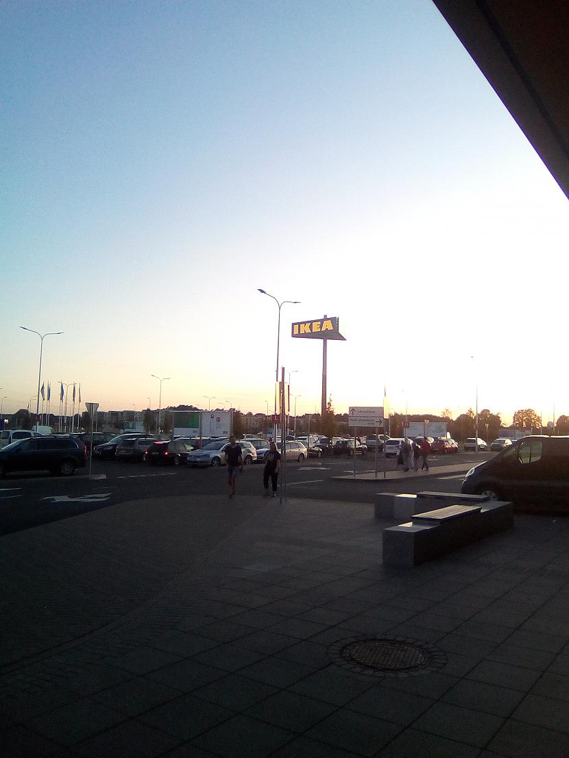 Autors: Drakonvīrs Vakara pastaiga - IKEA - Jaunā Teika