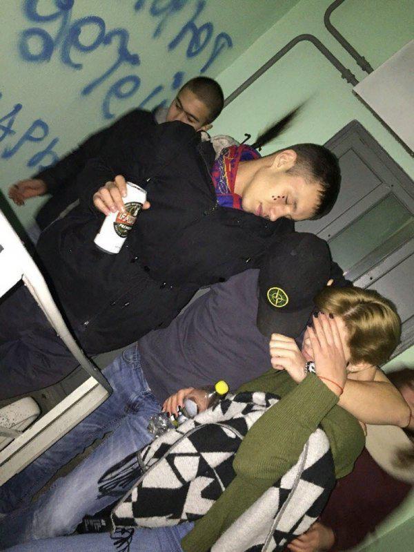 Autors: es tēvocis Nepazemo sevi, nedzer tik daudz, nepiedzeries kā sivēns