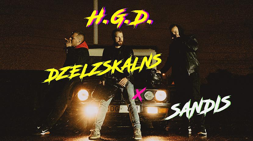 Autors: Sandis Kalniņš3 Dzelzskalns un Sandis iet pakaļ savam, un iemūžina to asa sižeta video