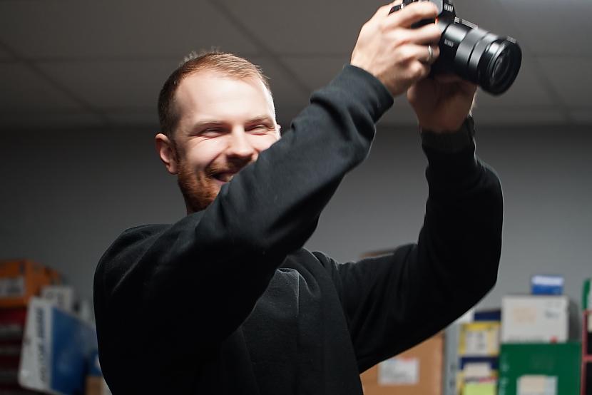 Autors: Sandis Kalniņš3 Dzelzskalns un Sandis iet pakaļ savam, un iemūžina to asa sižeta video