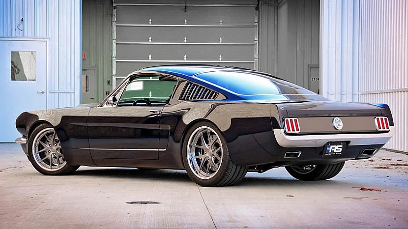 1965 Ford Mustang 5.0L Coyote Aluminator SC Crate tapšana.