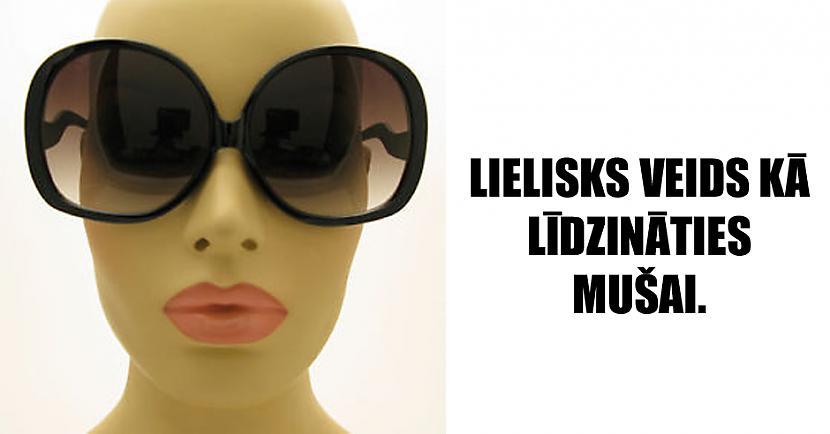 Saulesbrilles ar lieliem... Autors: matilde 13 lietas, kuras aizsūtīs tevi atpakaļ 2000. gadā. Vai atceries?