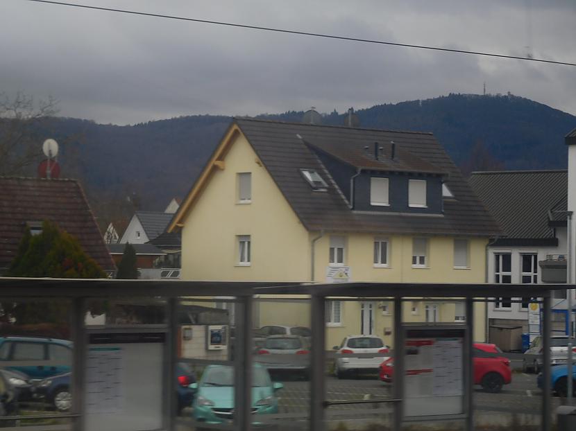 Autors: turistsr@speles Heidelberga, tā gan nav Frankfurtes piepilsēta...