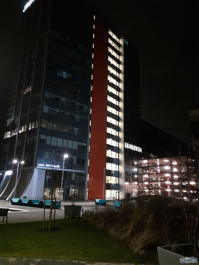 Ofisa ēka Valters Autors: Drakonvīrs Tie paši vēži, tikai citā kulītē, jeb veci kadri ar jaunu telefonu...