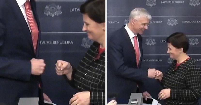 Video redzams ka noslēdzot... Autors: matilde Video: Kariņš un Viņķele parāda, kā jāsveicinās koronavīrusa draudu laikā