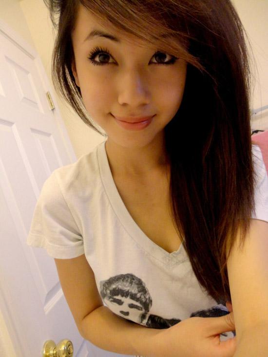 Sweet asian teen pics
