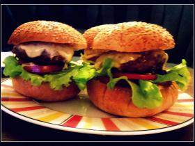 MegaBurgers