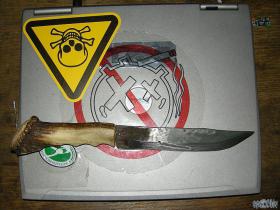 Paštaisīts nazis no zāģa ripas
