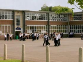 Skola ārzemēs