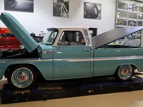 1966 Chevrolet Custom C10 tapšana