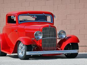 1932 Ford Model B Roadster V8 Hot Rod tapšana.