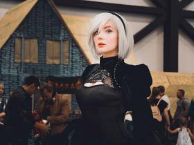 2B cosplay