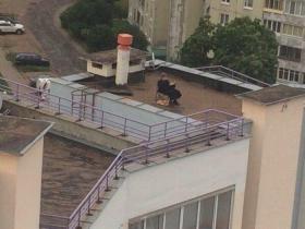 Paskatīsimies, ko var ieraudzīt uz māju jumtiem