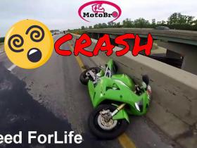 Pārgalvīgi motobraucēji nesavalda savu spēkratu un avarē!