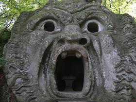 Itālija neplānojot #4: Briesmoņu parks / Bomarzo vecpilsēta / villa